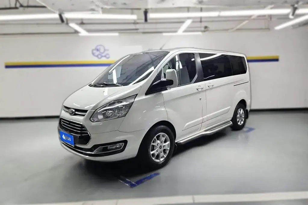 2020 Ford Tourneo 2.0T 203HP L4 6AT