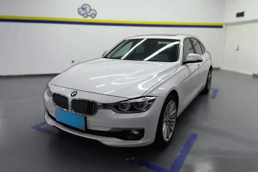 2018 BMW 3 Series 2.0T 184HP L4 8AT
