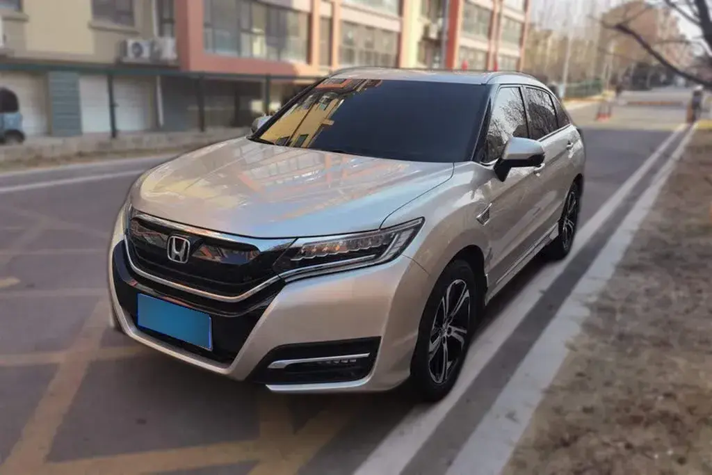 2017 Honda UR-V 2.0T 272HP L4 9AT