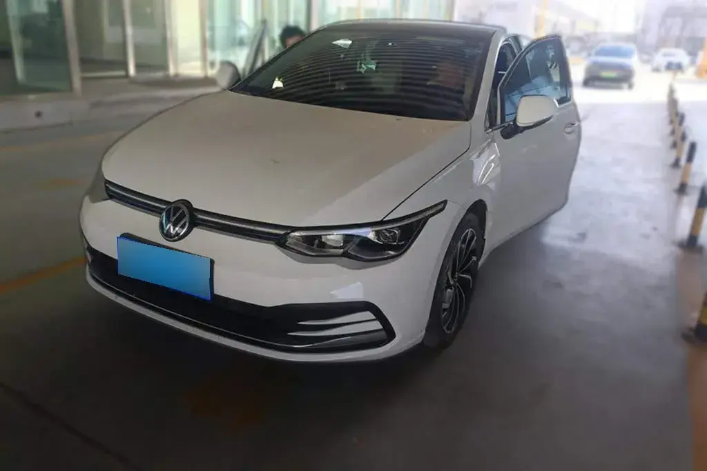 2021 Volkswagen Golf 1.4T 150HP L4 7DCT