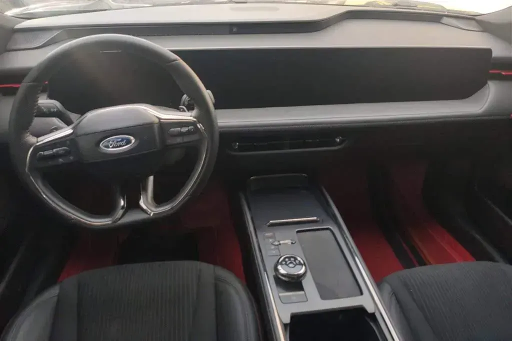 2022 Ford EVOS 2.0T 238HP L4 8AT,autocango,china used car exporter,china ev exporter,chinese used car exporter,chinese used ev exporter