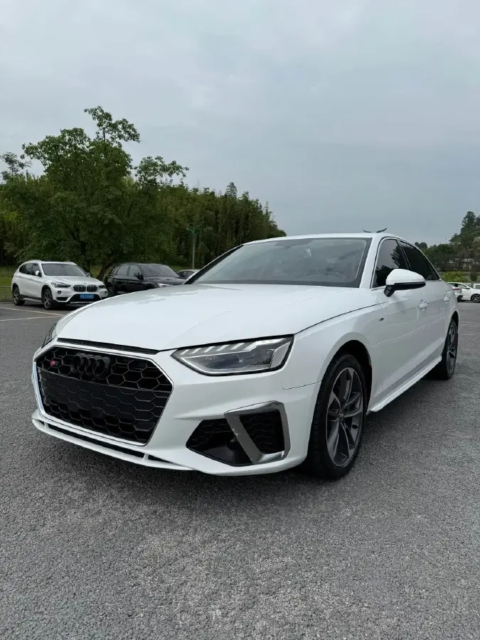 2020 Audi A4L 2.0T 190HP L4 7DCT