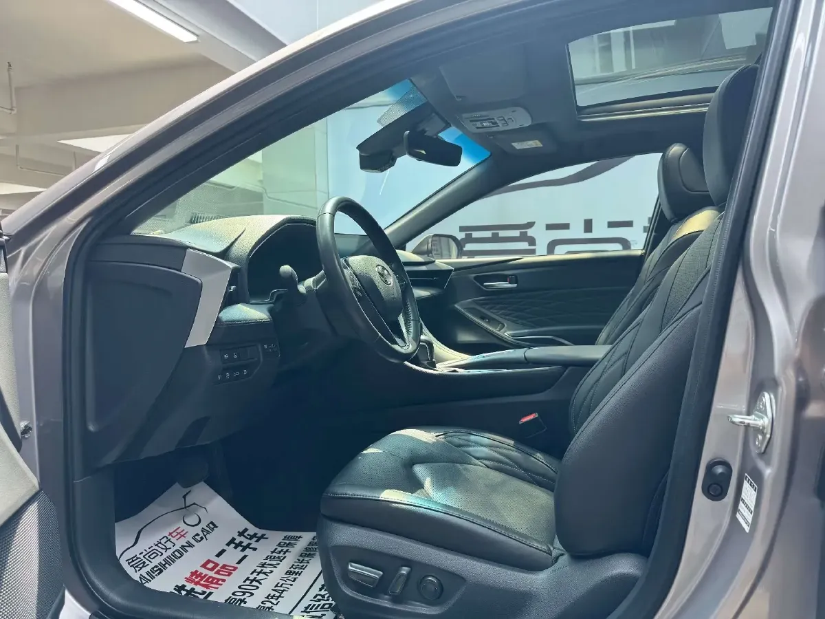 2023 Toyota Avalon 2.5L 178HP L4 E-CVT Hybrid,autocango,china used car exporter,china ev exporter,chinese used car exporter,chinese used ev exporter