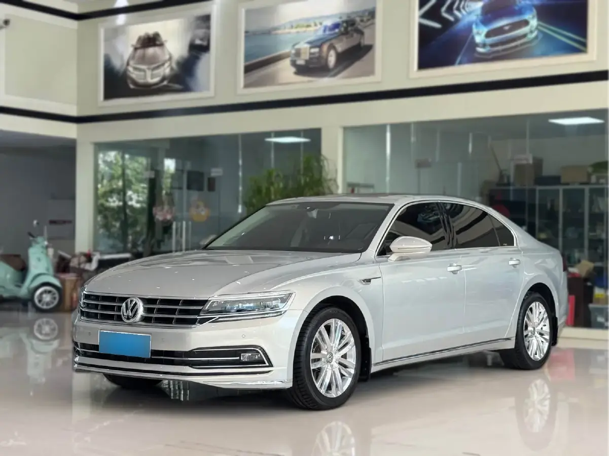 2018 Volkswagen Phideon 2.0T 224HP L4 7DCT