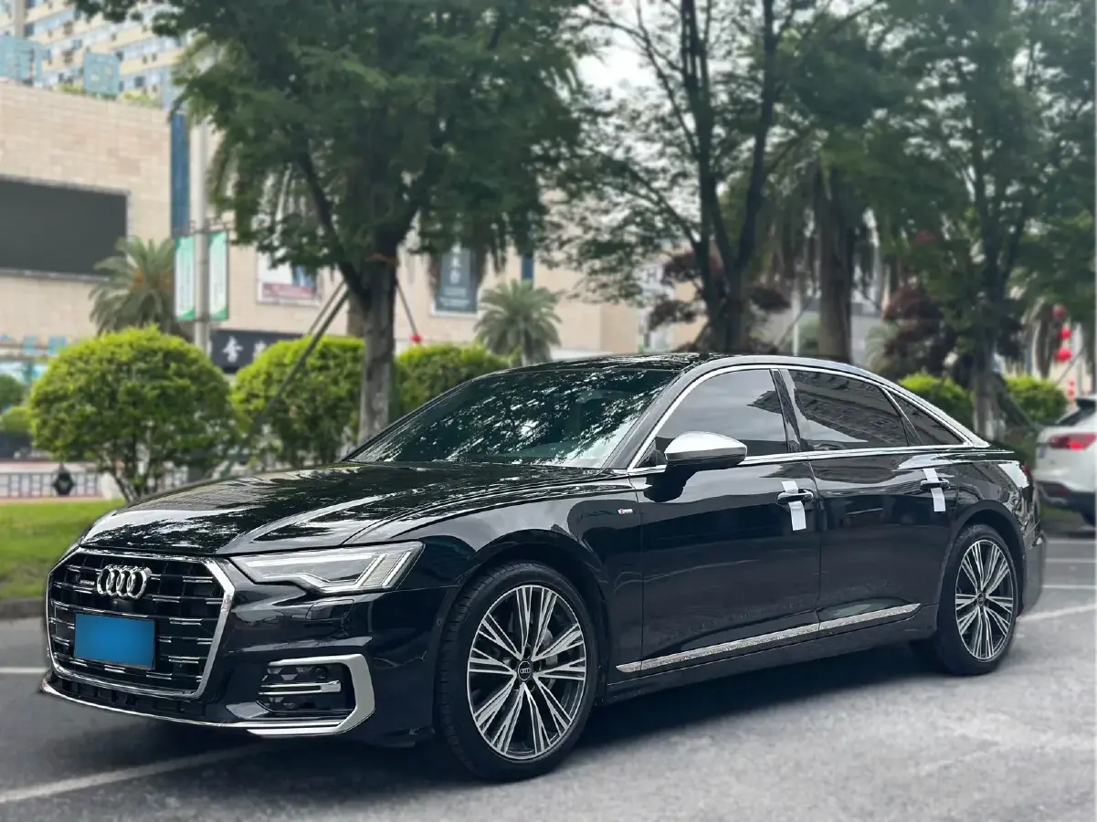 2022 Audi A6L 3.0T 340HP V6 7DCT