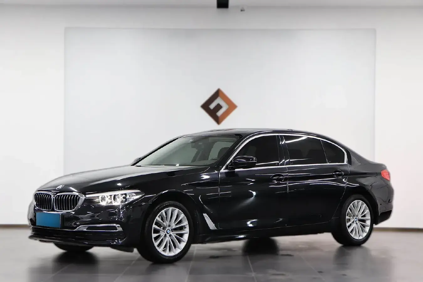 2020 BMW 5 Series 2.0T 184HP L4 8AT