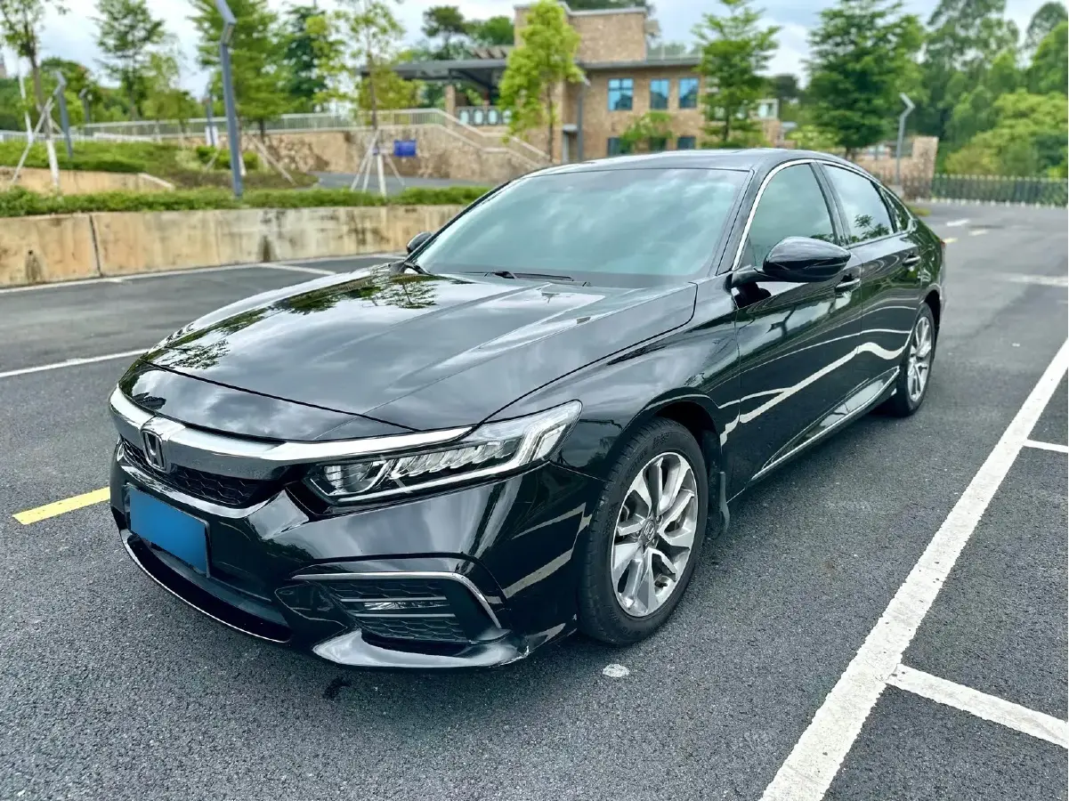 2019 Honda Inspire 1.5T 194HP L4 CVT