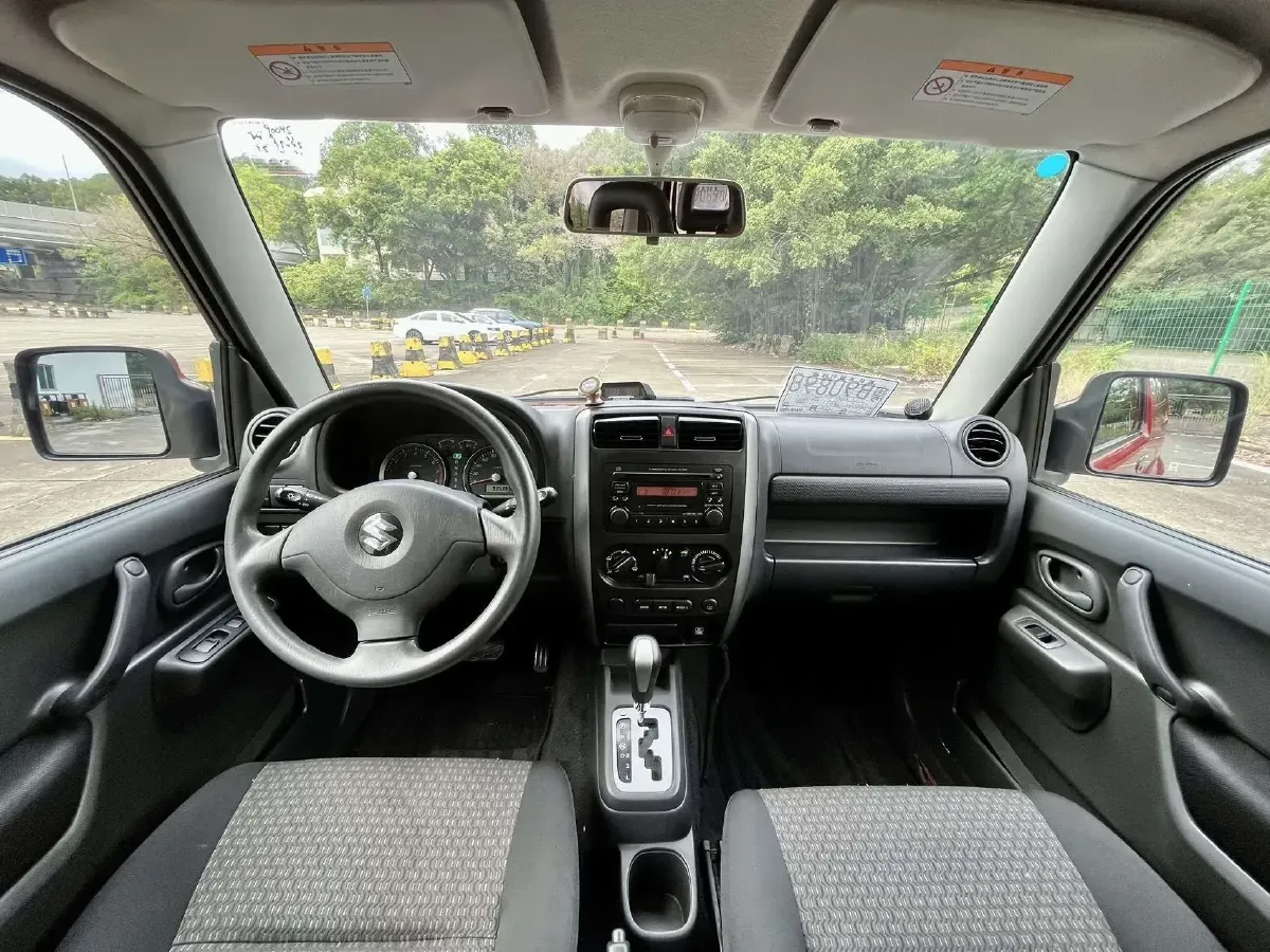 2011 Suzuki Jimny 1.3L 85HP L4 4AT,autocango,china used car exporter,china ev exporter,chinese used car exporter,chinese used ev exporter