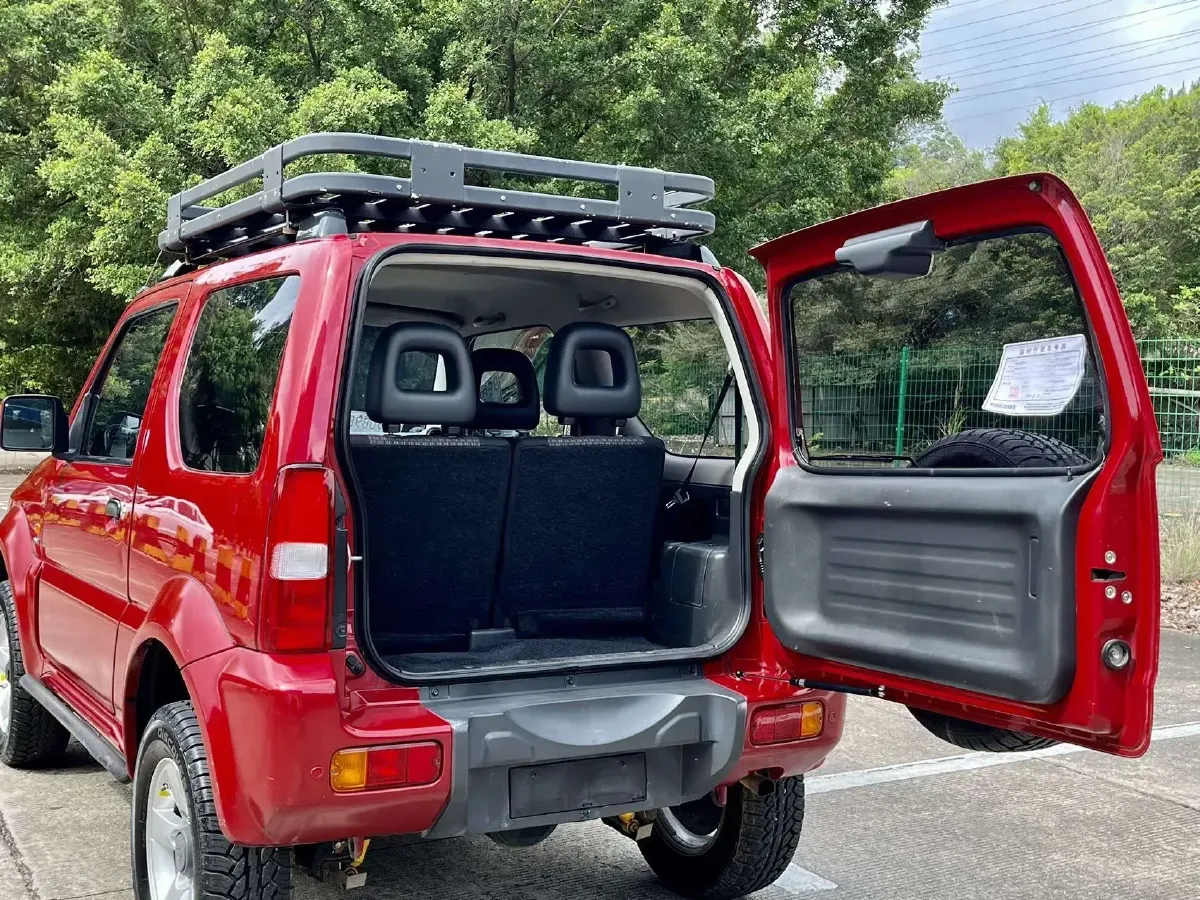 2011 Suzuki Jimny 1.3L 85HP L4 4AT,autocango,china used car exporter,china ev exporter,chinese used car exporter,chinese used ev exporter