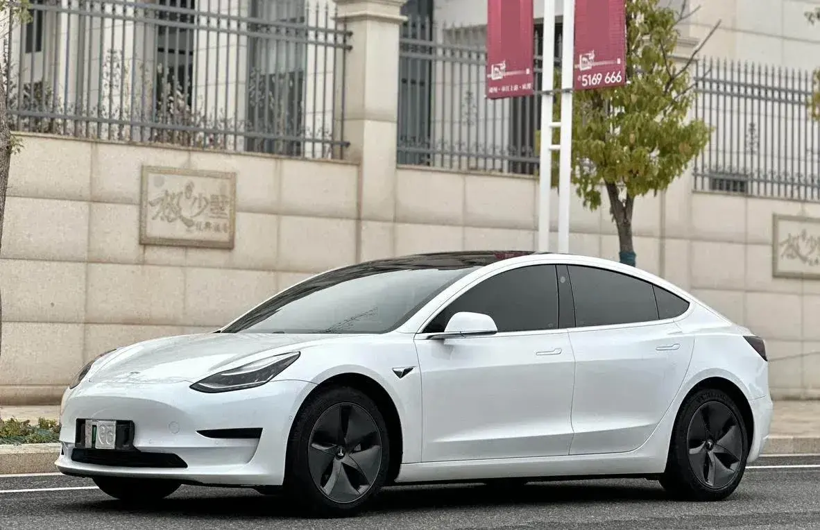 2020 Tesla Model 3 BEV 55KWH
