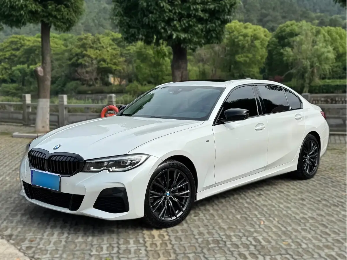 2021 BMW 3 Series 2.0T 184HP L4 8AT