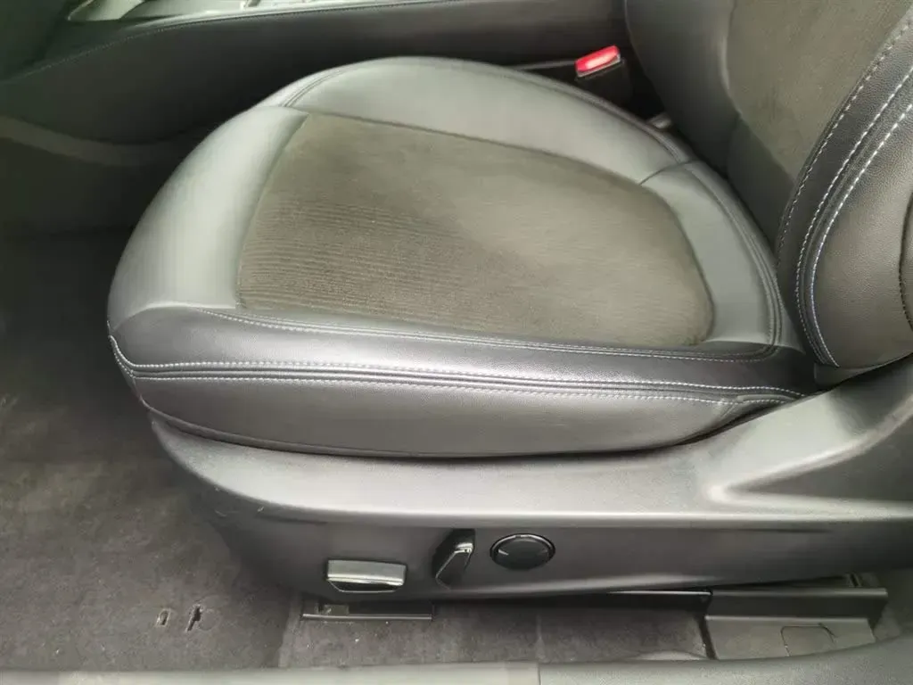 2022 Ford EVOS 2.0T 238HP L4 8AT,autocango,china used car exporter,china ev exporter,chinese used car exporter,chinese used ev exporter