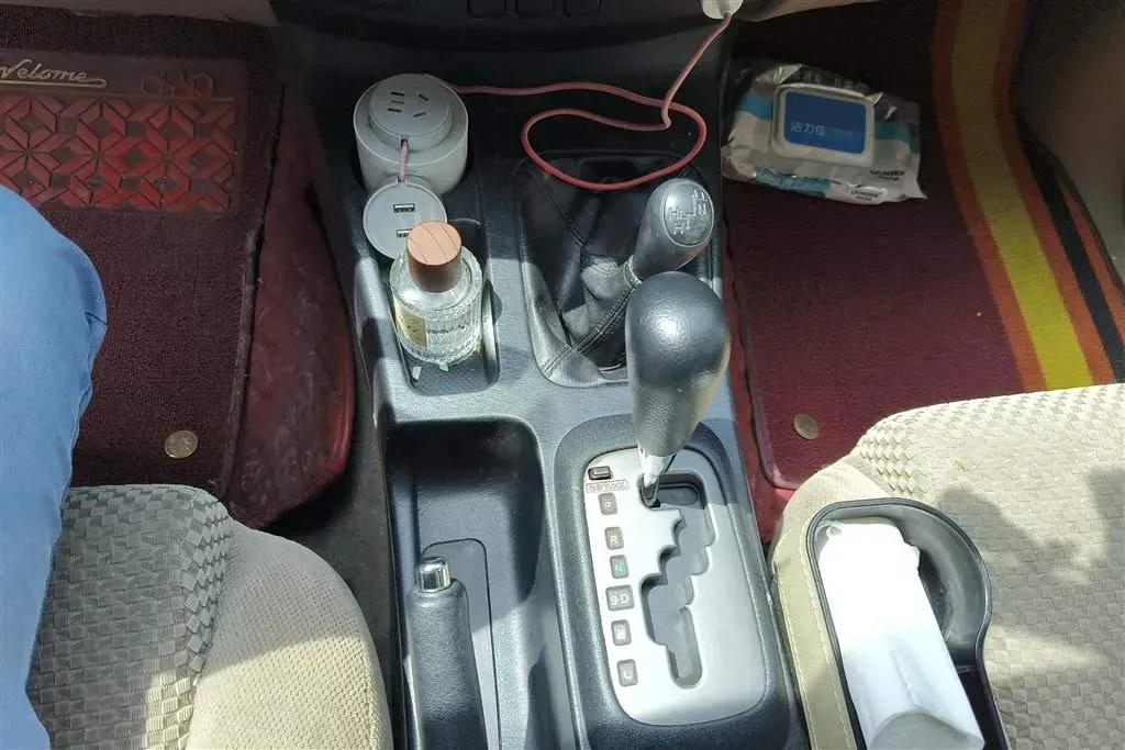 2015 Toyota Fortuner 2.7L 159HP L4 4AT,autocango,china used car exporter,china ev exporter,chinese used car exporter,chinese used ev exporter