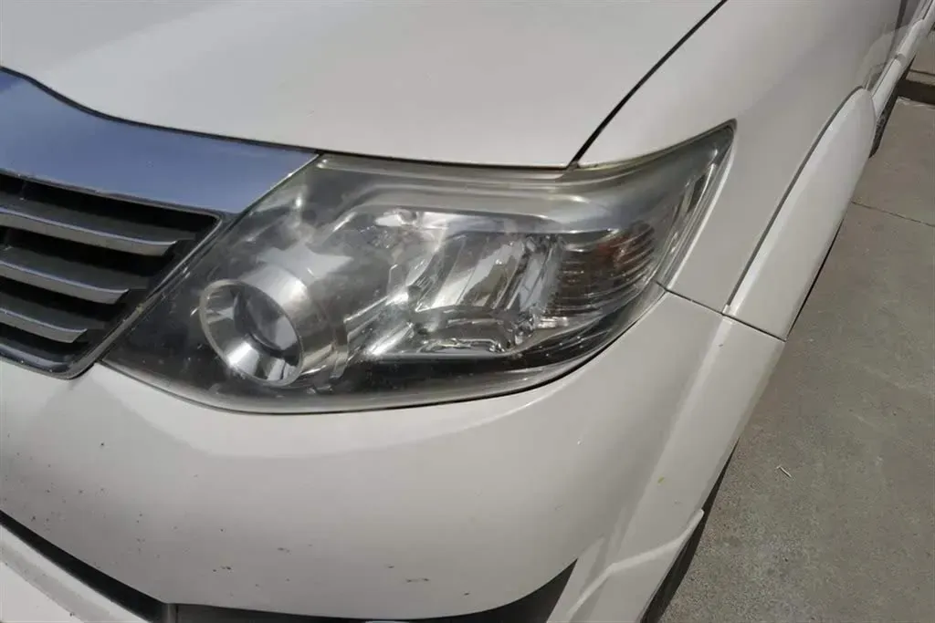 2015 Toyota Fortuner 2.7L 159HP L4 4AT,autocango,china used car exporter,china ev exporter,chinese used car exporter,chinese used ev exporter