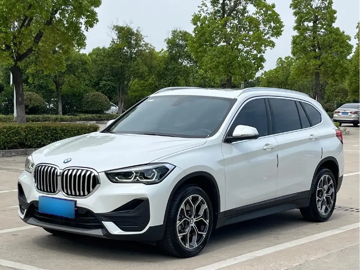 2022 BMW X1 2.0T 192HP L4 7DCT