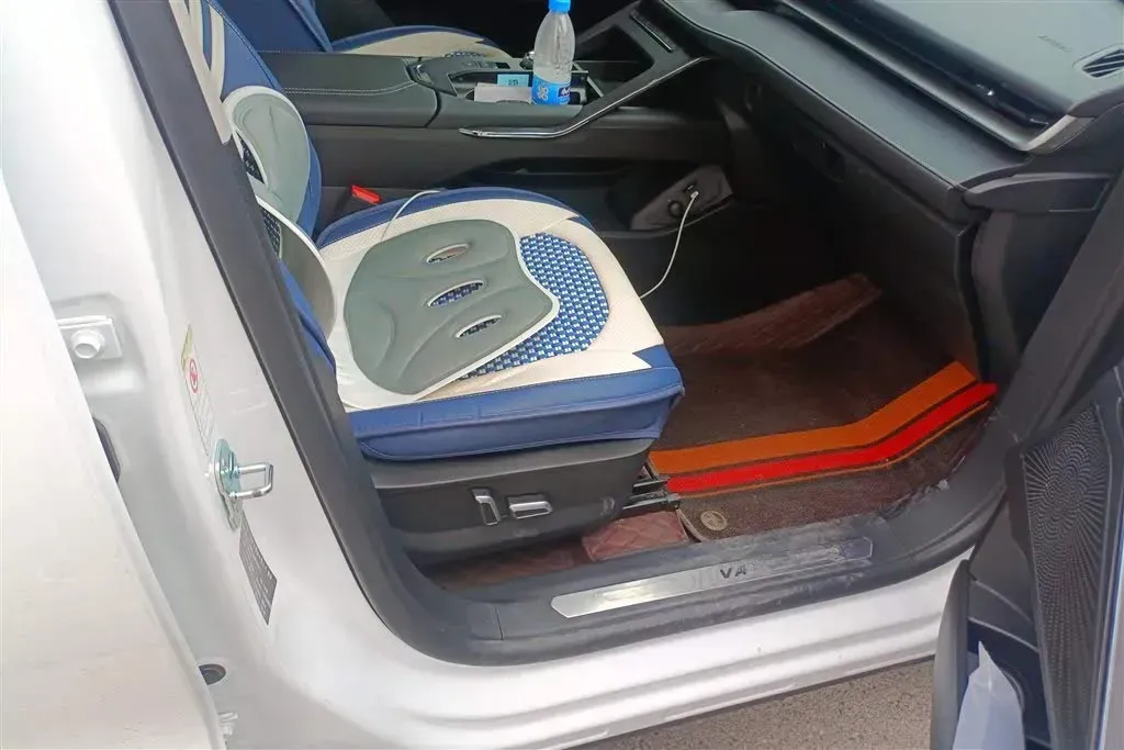 2022 Haval H6 1.5T 184HP L4 7DCT,autocango,china used car exporter,china ev exporter,chinese used car exporter,chinese used ev exporter