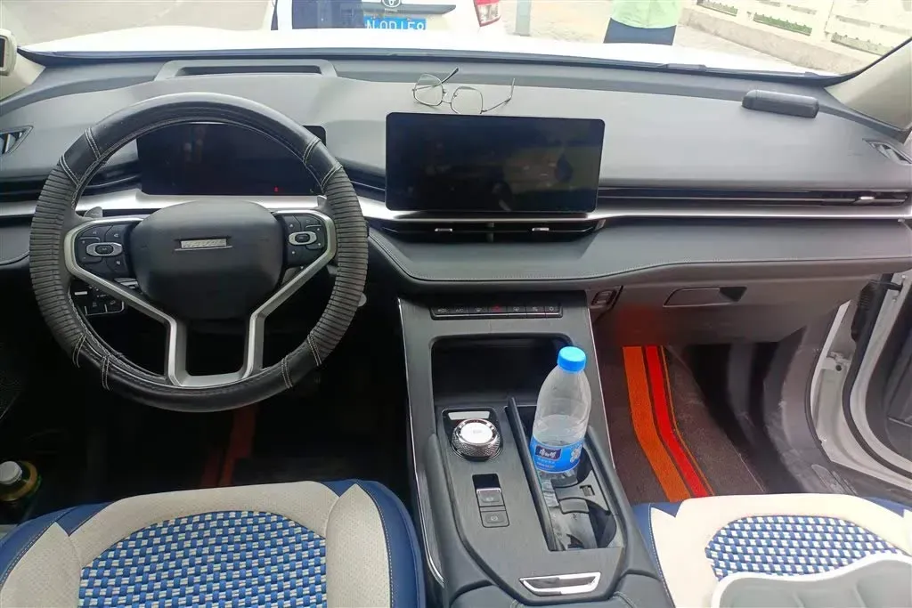 2022 Haval H6 1.5T 184HP L4 7DCT,autocango,china used car exporter,china ev exporter,chinese used car exporter,chinese used ev exporter