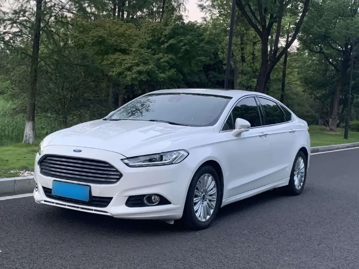 2013 Ford Mondeo 2.0T 203HP L4 6AT