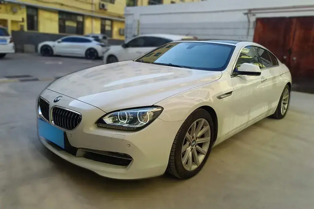 2012 BMW 6 Series 3.0T 320HP L6 8AT