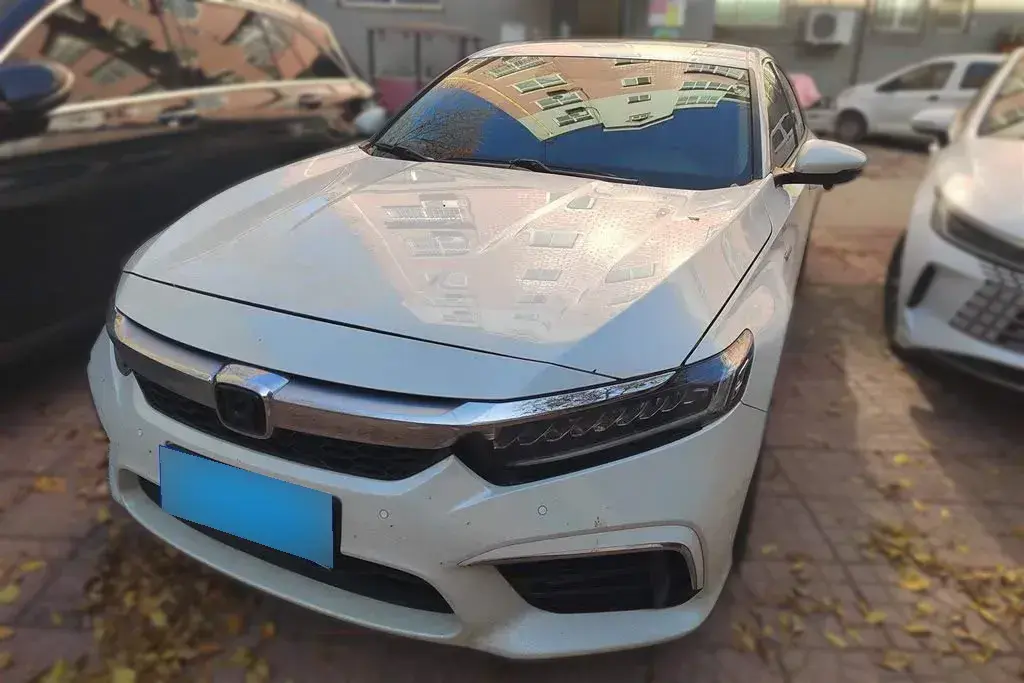 2019 Honda Inspire 2.0L 146HP L4 E-CVT Hybrid