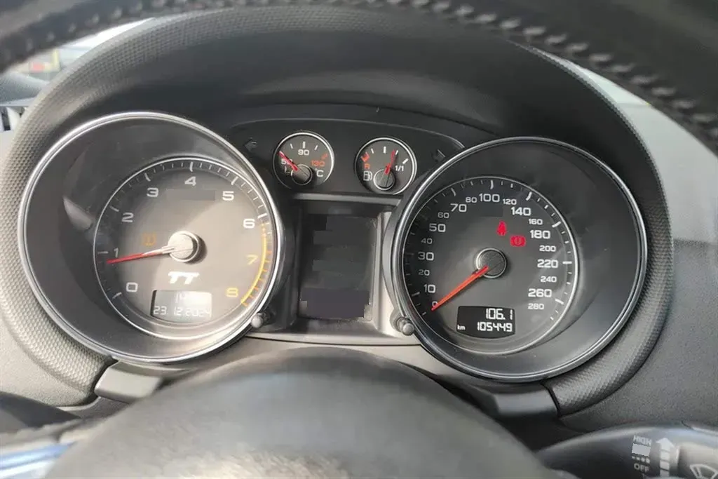 2011 Audi TT 2.0T 211HP L4 6DCT,autocango,china used car exporter,china ev exporter,chinese used car exporter,chinese used ev exporter