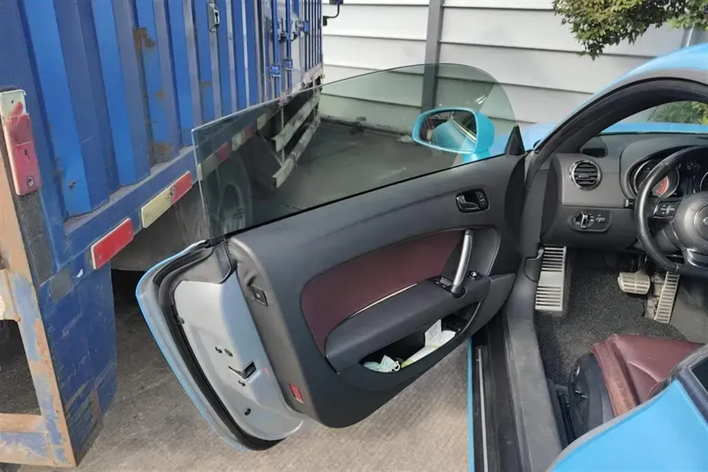 2011 Audi TT 2.0T 211HP L4 6DCT,autocango,china used car exporter,china ev exporter,chinese used car exporter,chinese used ev exporter