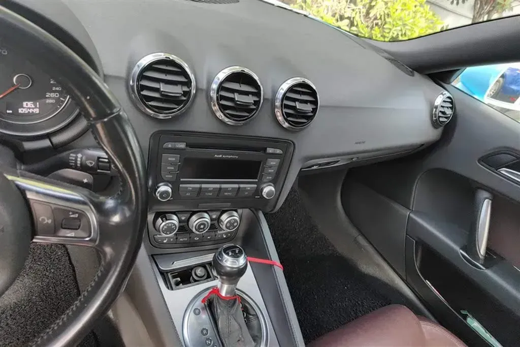 2011 Audi TT 2.0T 211HP L4 6DCT,autocango,china used car exporter,china ev exporter,chinese used car exporter,chinese used ev exporter