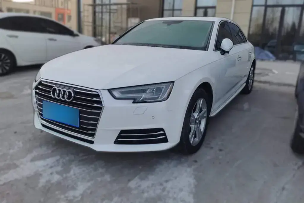 2018 Audi A4L 2.0T 190HP L4 7DCT