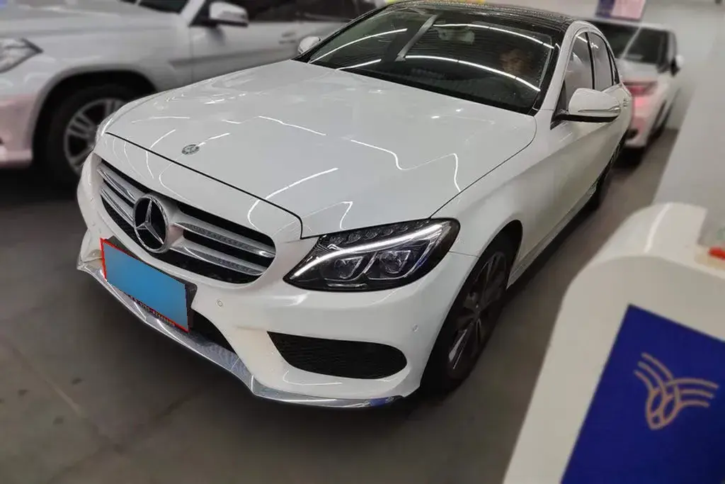 2015 Mercedes-Benz C Class 2.0T 184HP L4 7AT