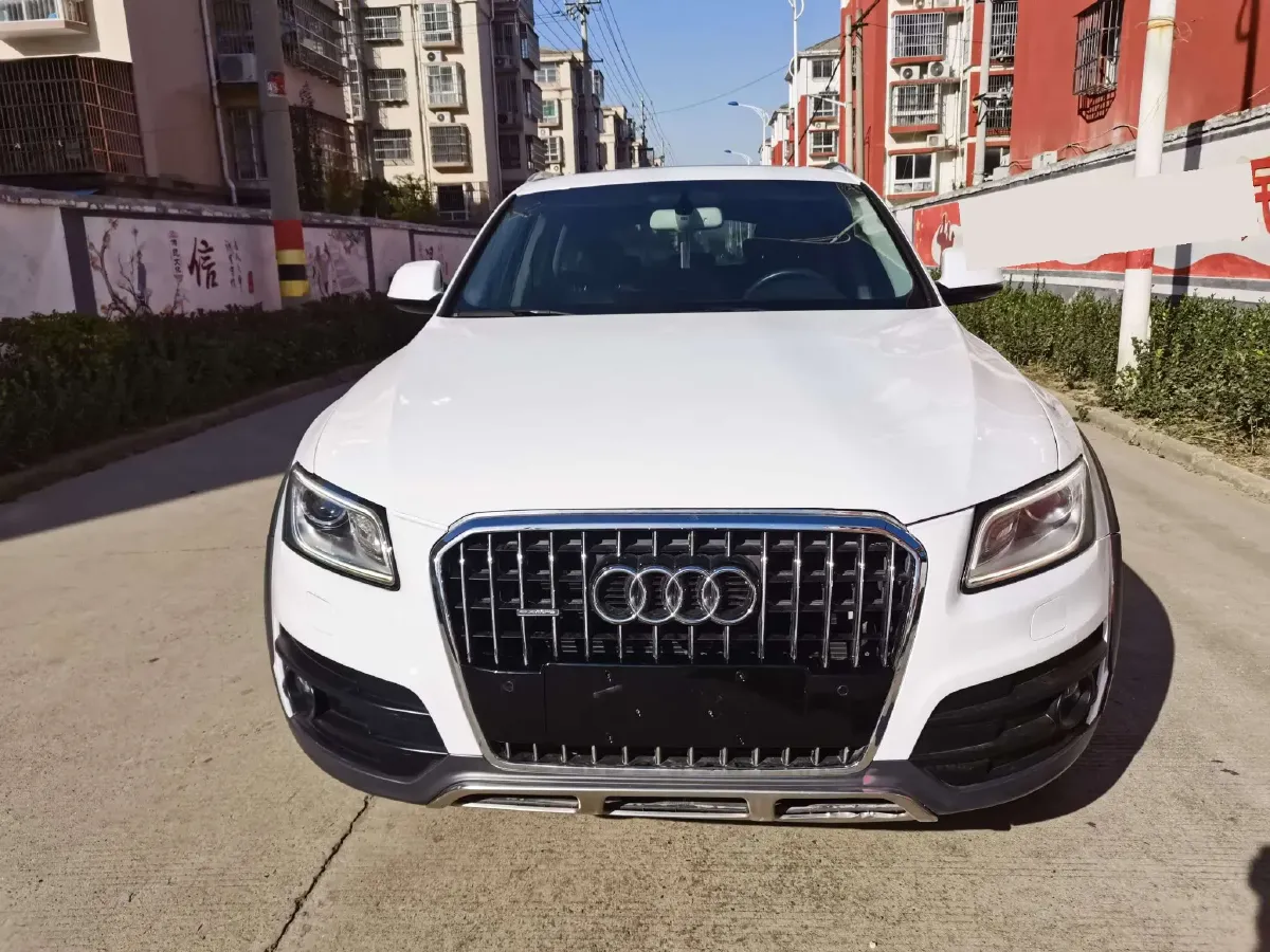 2017 Audi Q5 2.0T 230HP L4 8AT,autocango,china used car exporter,china ev exporter,chinese used car exporter,chinese used ev exporter