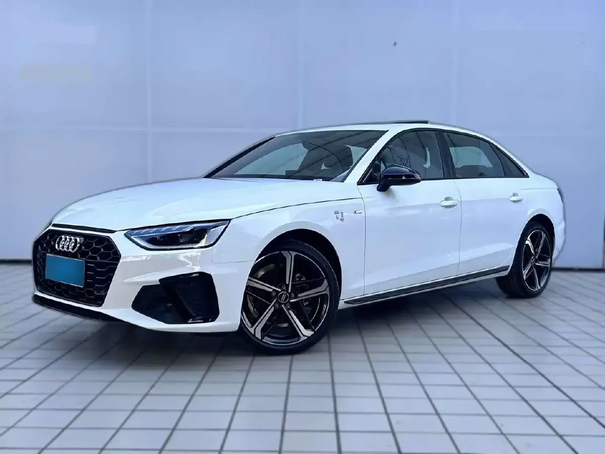 2024 Audi A4L 2.0T 190HP L4 7DCT