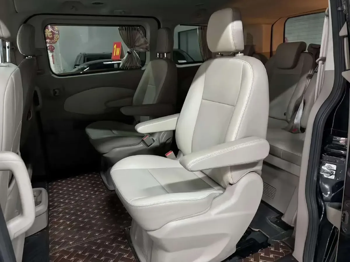 2018 Ford Tourneo 2.0T 203HP L4 6AT,autocango,china used car exporter,china ev exporter,chinese used car exporter,chinese used ev exporter