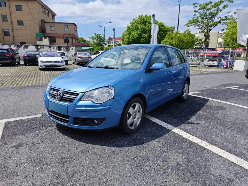 2009 Volkswagen Polo 1.6L 105HP L4 5MT