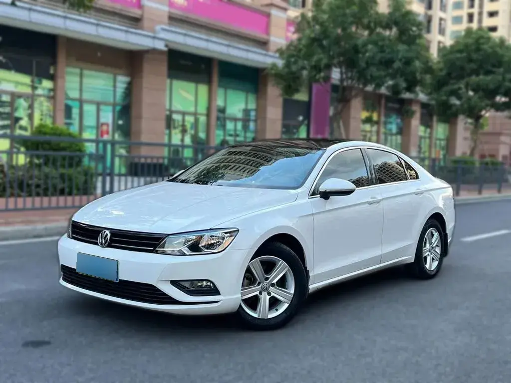 2017 Volkswagen Lamando 1.4T 131HP L4 7DCT