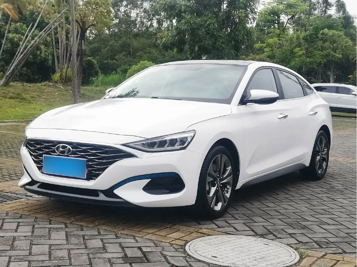 2019 Hyundai La Festa 1.6T 190HP L4 7DCT