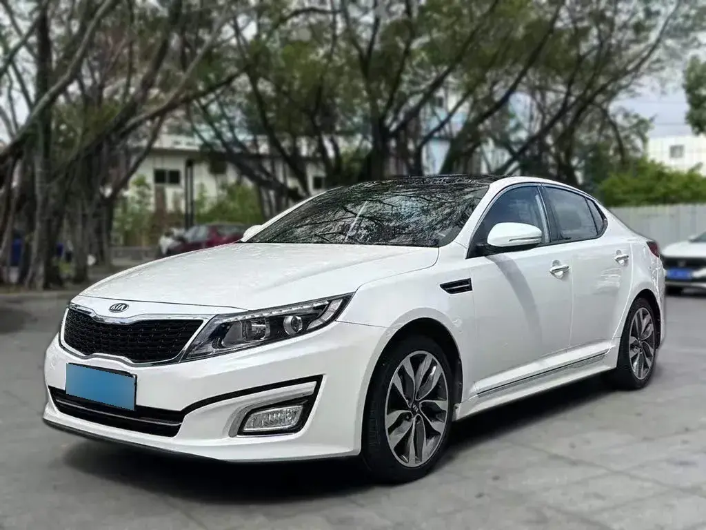 2014 Kia K5 2.0L 162HP L4 6AT