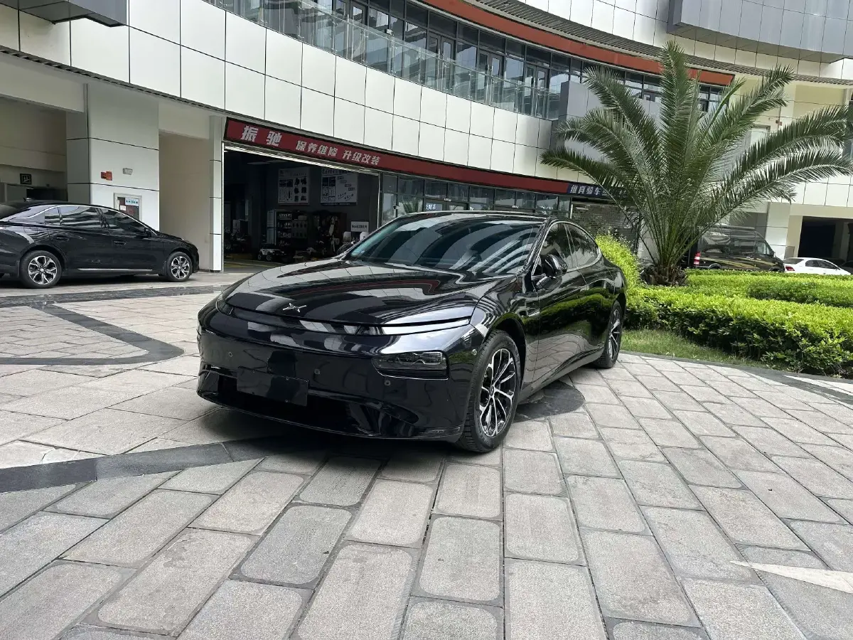 2022 Xpeng P7 BEV 83.1KWH