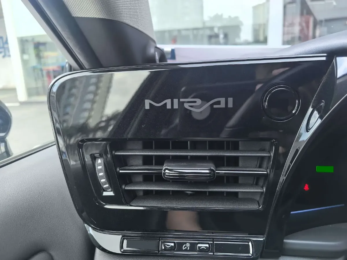 2023 Toyota Mirai,autocango,china used car exporter,china ev exporter,chinese used car exporter,chinese used ev exporter