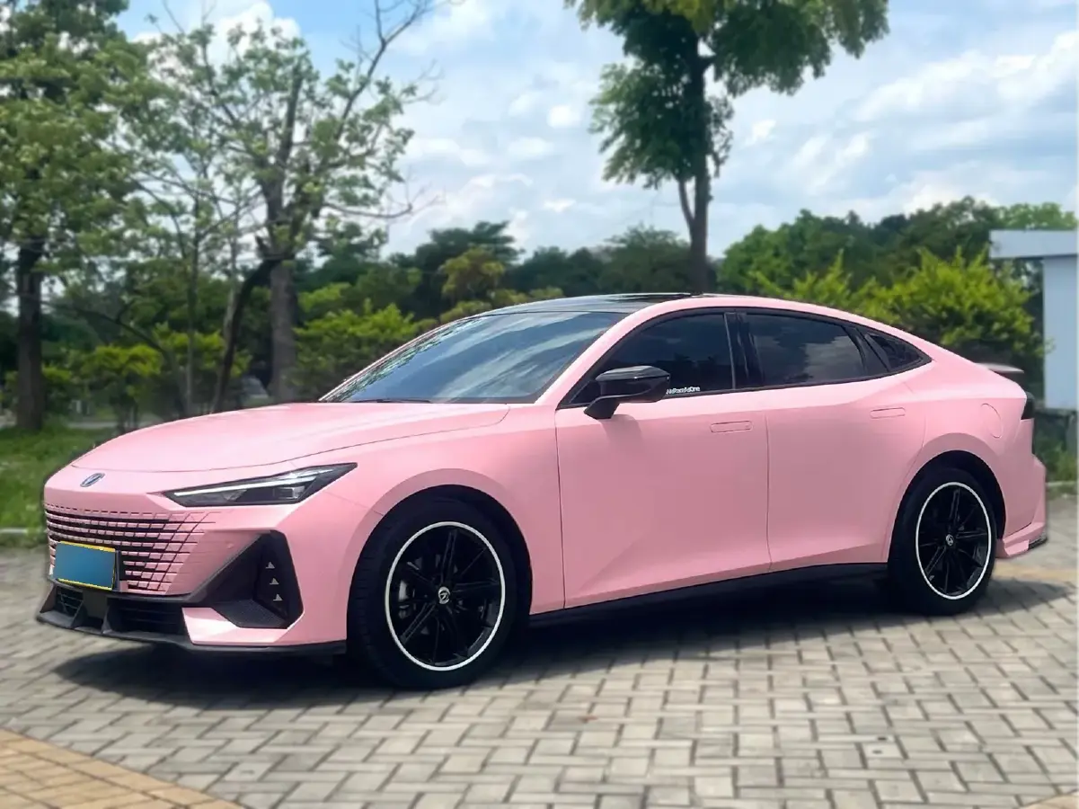 2022 ChangAn UNI-V 1.5T 188HP L4 7DCT