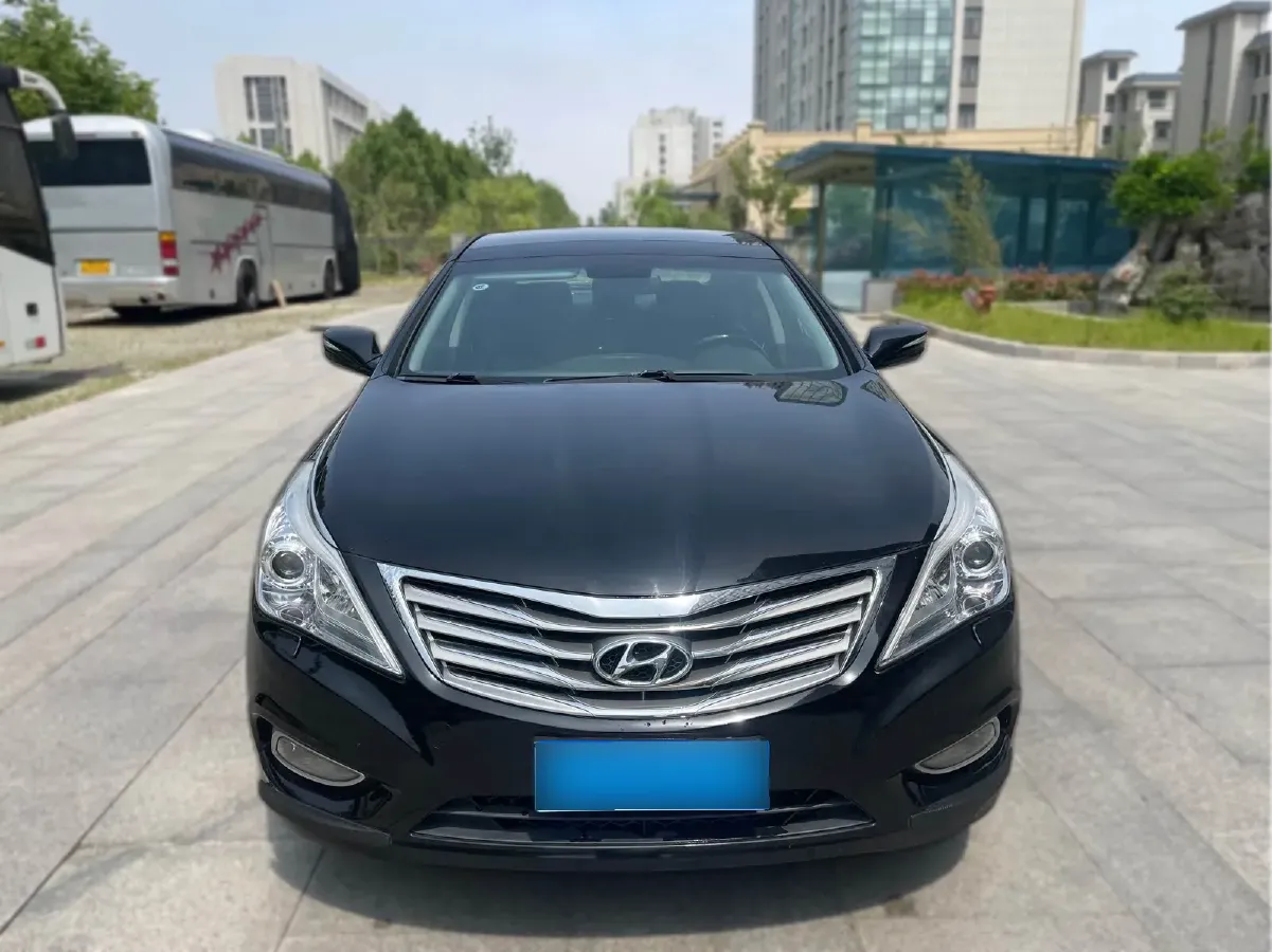 2011 Hyundai Azera 2.4L 180HP L4 6AT,autocango,china used car exporter,china ev exporter,chinese used car exporter,chinese used ev exporter