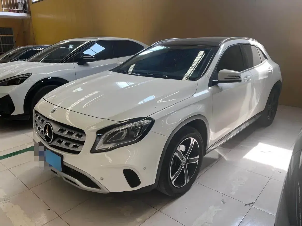 2018 Mercedes-Benz GLA Class 1.6T 156HP L4 7DCT