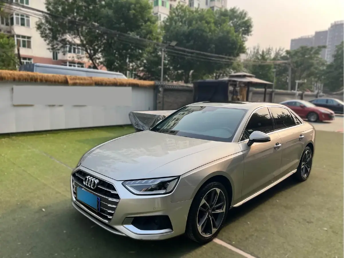 2020 Audi A4L 2.0T 190HP L4 7DCT