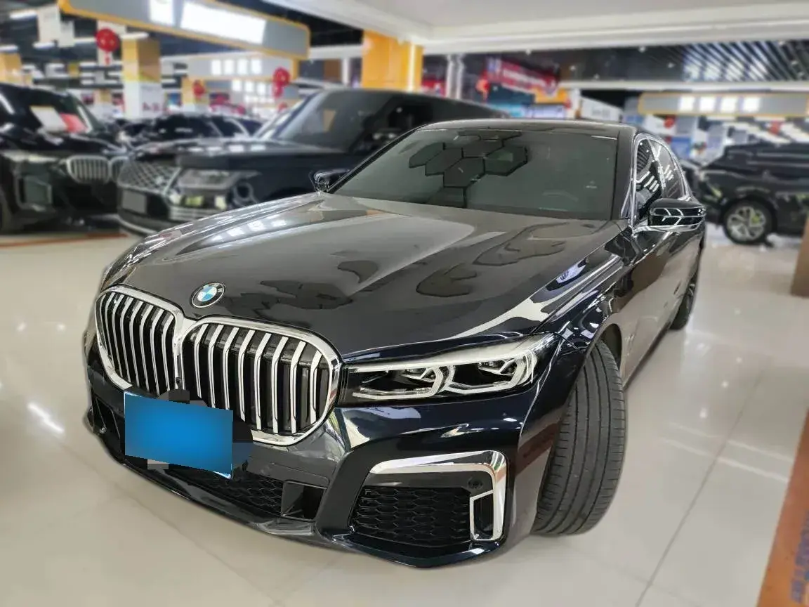 2021 BMW 7 Series 2.0T 265HP L4 8AT