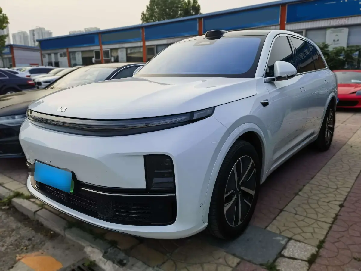 2023 Li L7 Range Extended 154HP REEV 40.9KWH