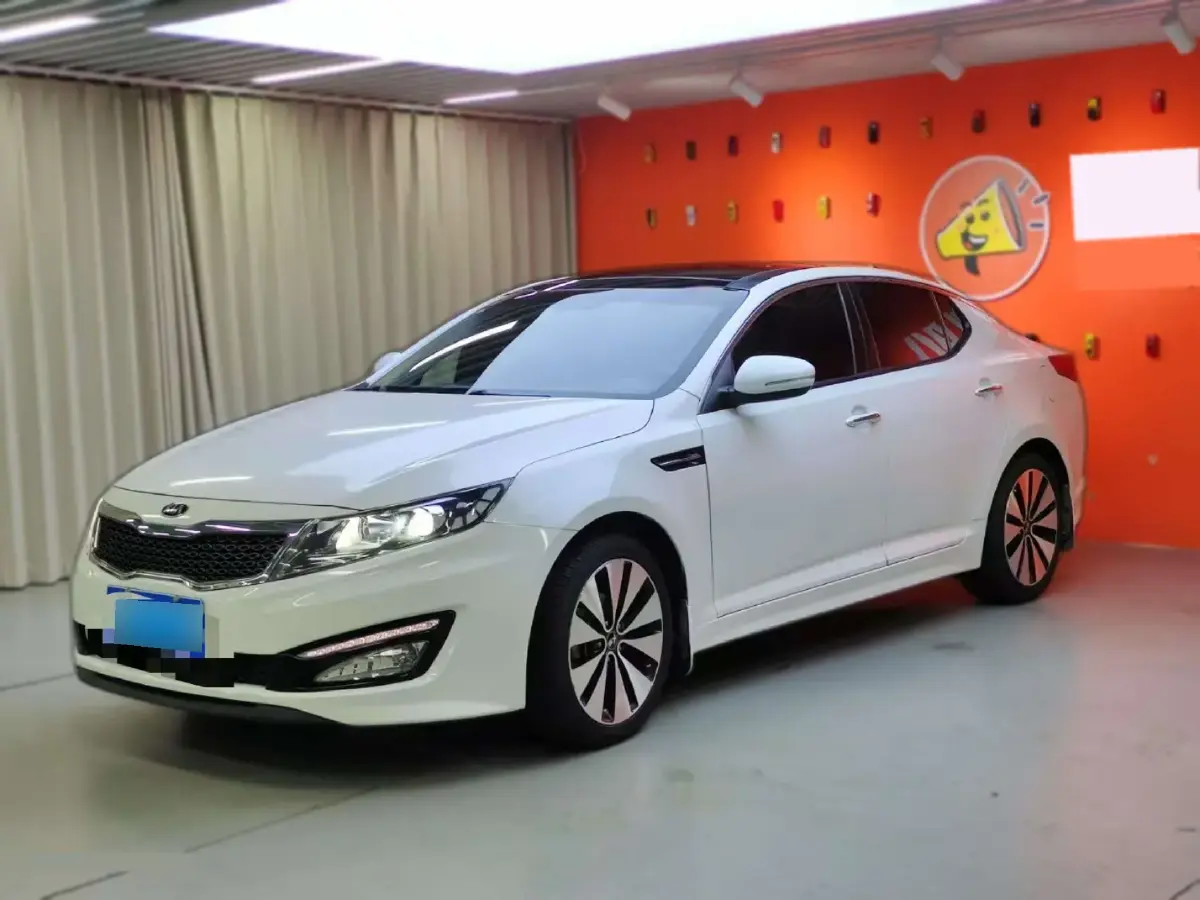 2012 Kia K5 2.0L 162HP L4 6AT