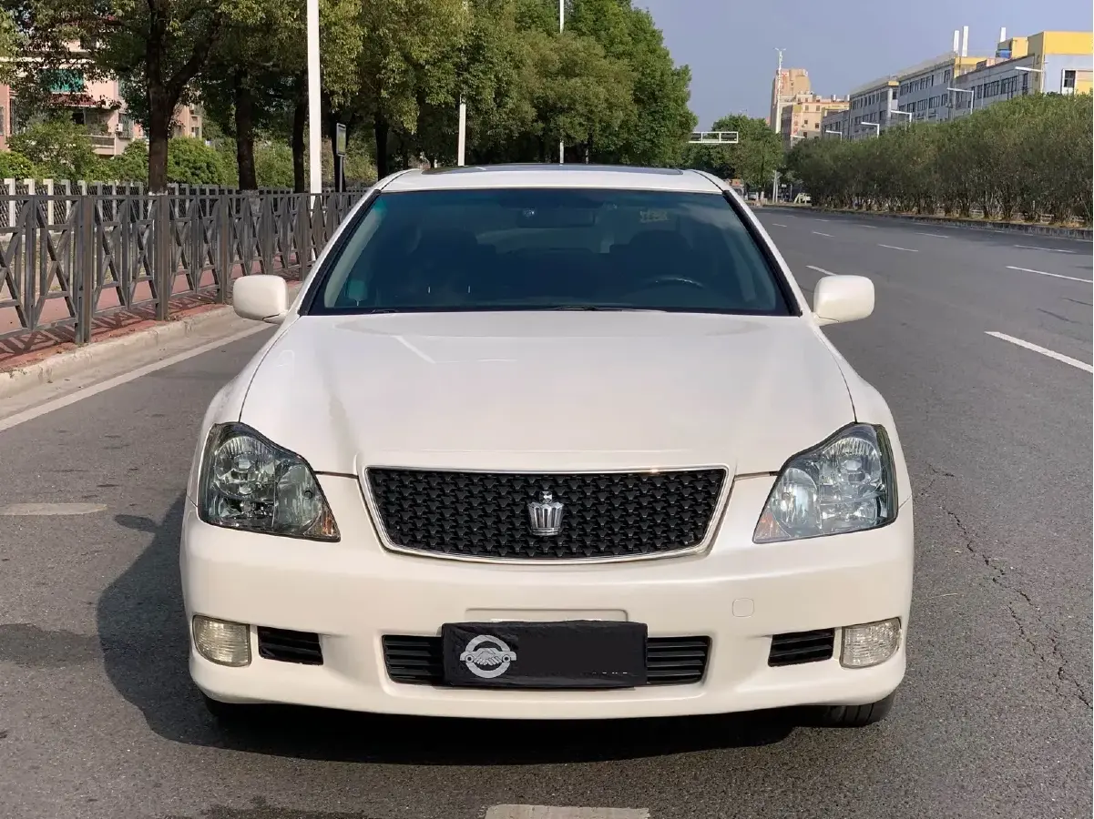2007 Toyota Crown 2.5L 197HP V6 6AT