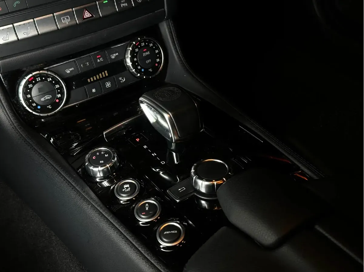 2015 Mercedes-Benz CLS AMG 5.5T 557HP V8 7AT,autocango,china used car exporter,china ev exporter,chinese used car exporter,chinese used ev exporter