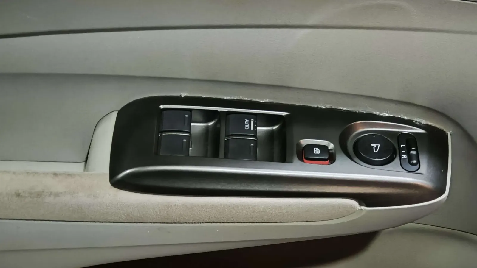 2012 Honda City Classic 1.5L 120HP L4 5AT,autocango,china used car exporter,china ev exporter,chinese used car exporter,chinese used ev exporter