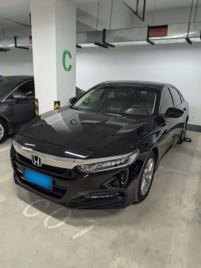2018 Honda Accord 1.5T 194HP L4 CVT