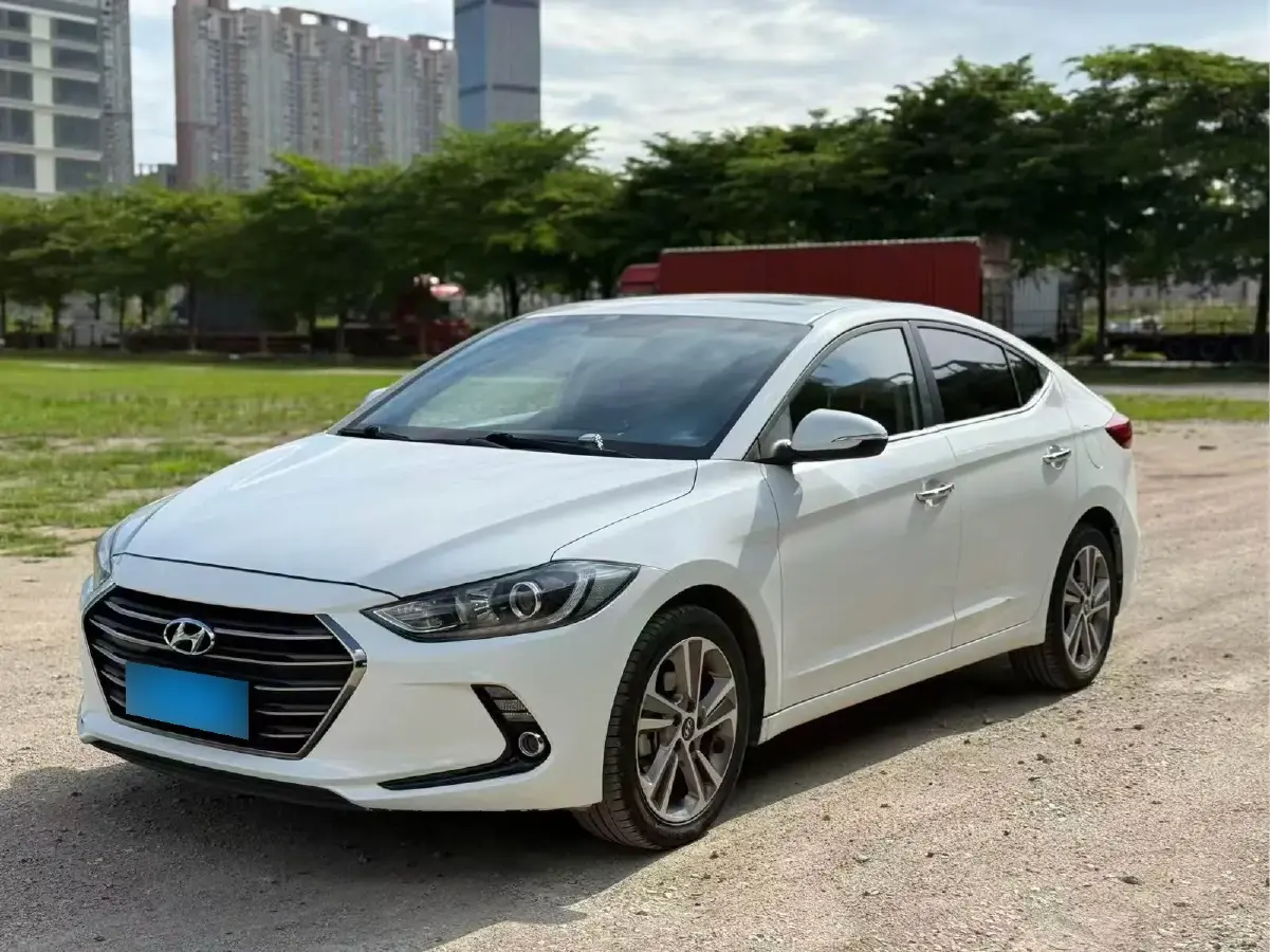 2016 Hyundai Elantra 1.6L 130HP L4 6AT